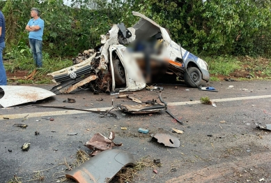 foto de Colisão entre três veículos deixa morte e feridos na BR-376