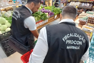 foto de Procon flagra alimentos irregulares durante vistoria em Maringá